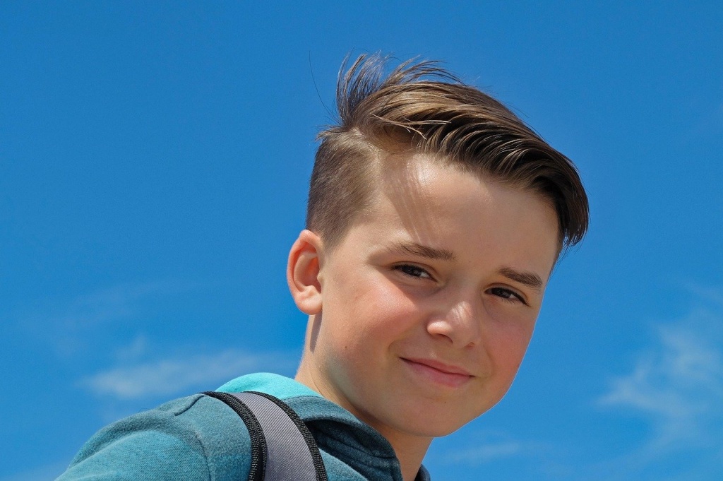 boy-3008920_1280.jpg